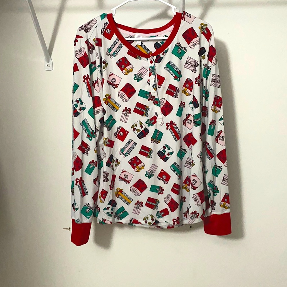 christmas cheetah print present pj set